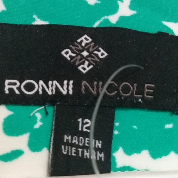 Ronni Nicole Size 12 Floral Shift Dress - Picture 7 of 7